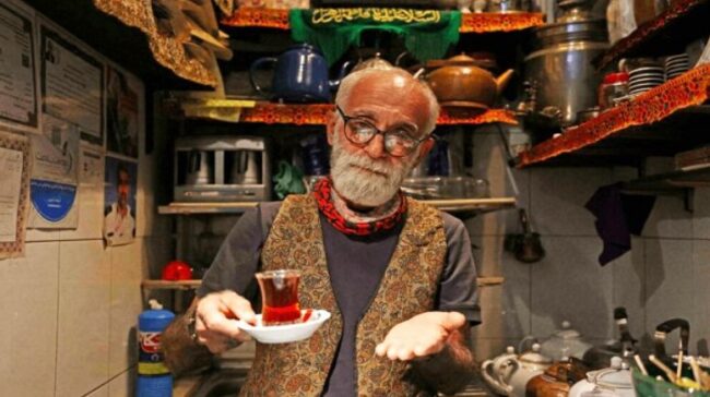 Traditional Iranian tea served as part of taarof