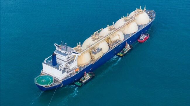 Oil tanker sailing through the Persian Gulf